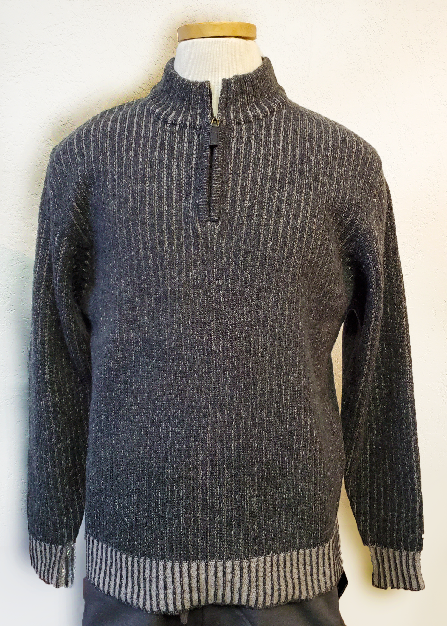 Mock neck with zip, rib stitch, merino, garment dyed